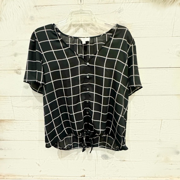 Ann Taylor Loft black white check tie waist button down crop top ❤️ - Picture 3 of 7